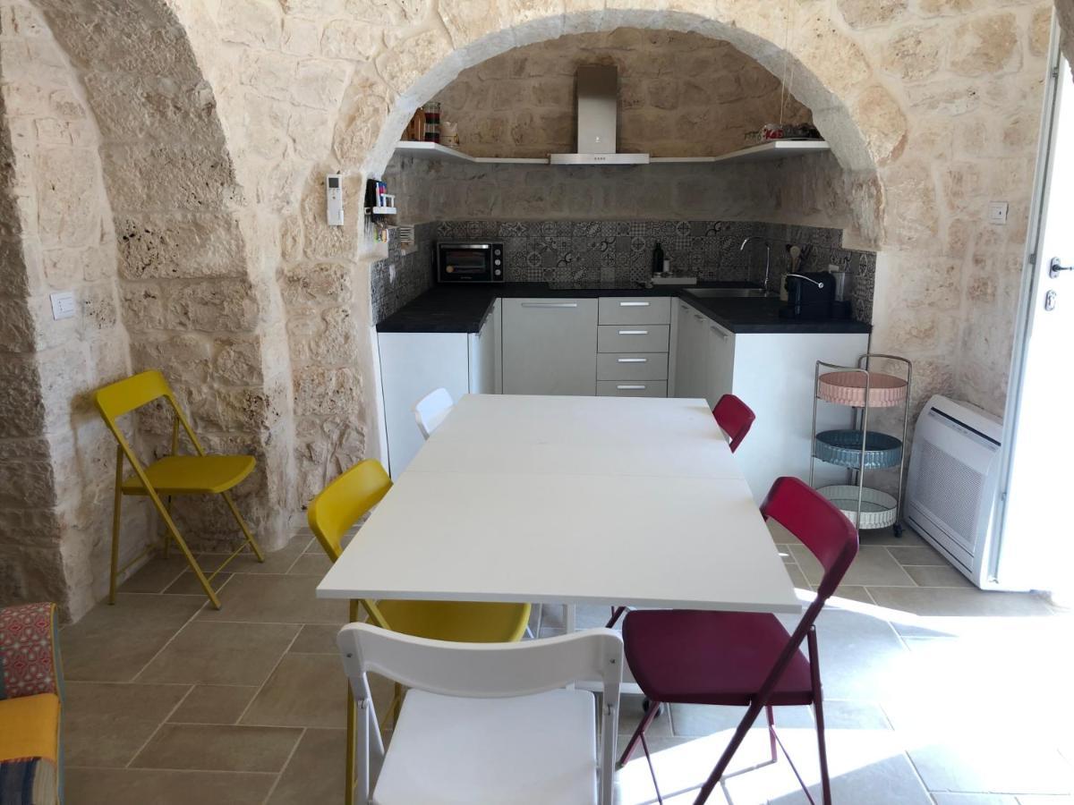 Trullo Dell' Edera Con Piscina Privata Lejlighed Alberobello Eksteriør billede