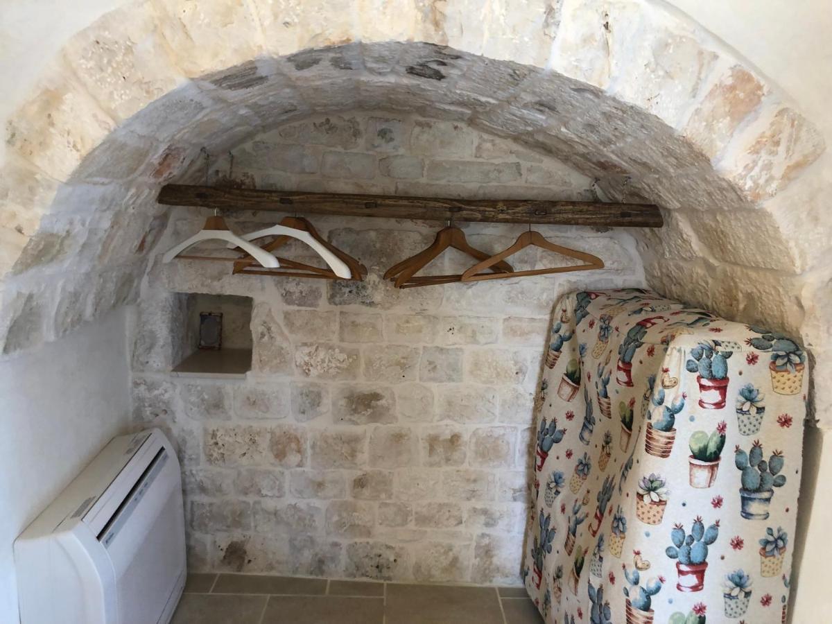Trullo Dell' Edera Con Piscina Privata Lejlighed Alberobello Eksteriør billede