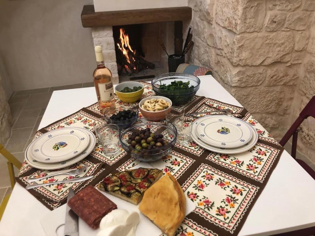 Trullo Dell' Edera Con Piscina Privata Lejlighed Alberobello Eksteriør billede