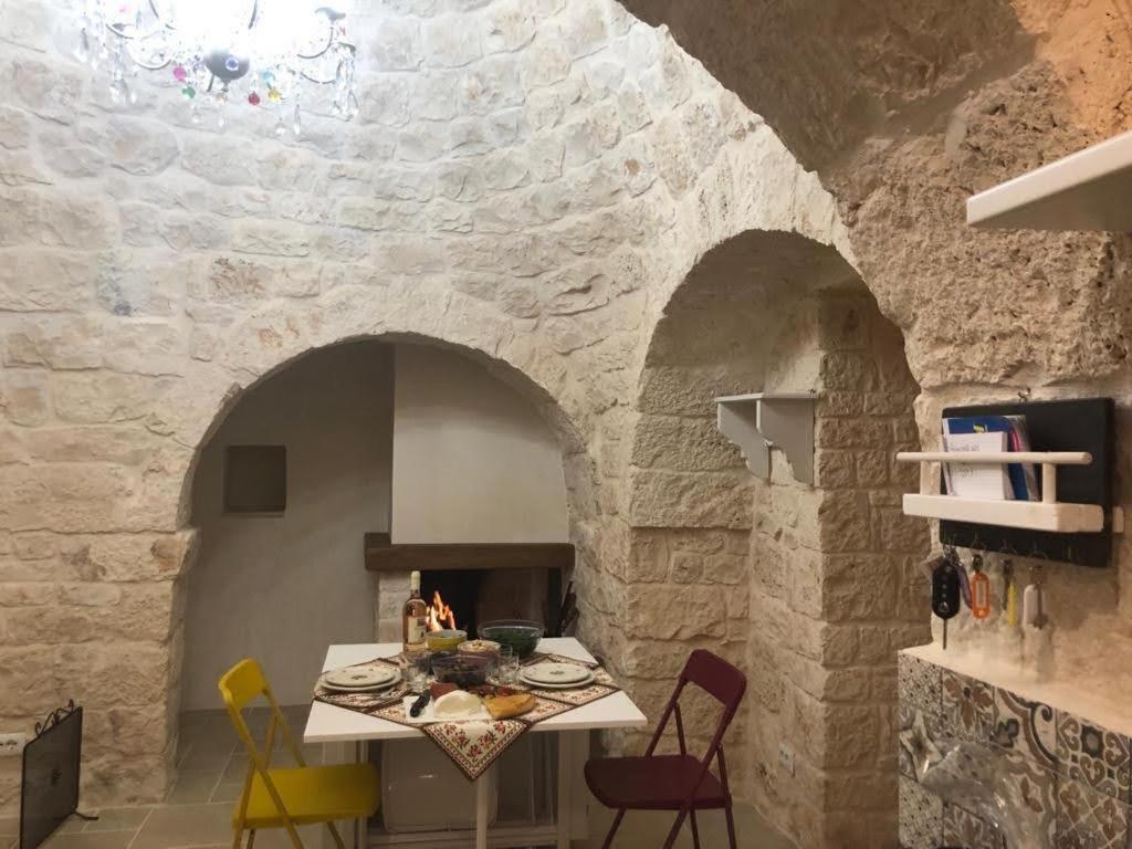 Trullo Dell' Edera Con Piscina Privata Lejlighed Alberobello Eksteriør billede