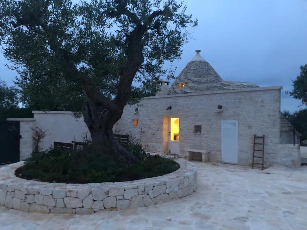 Trullo Dell' Edera Con Piscina Privata Lejlighed Alberobello Eksteriør billede